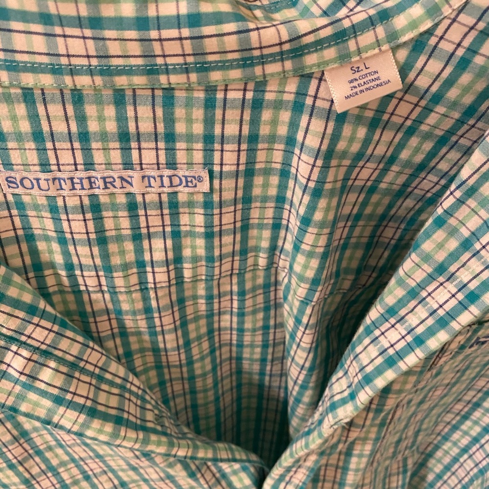 Southern Tide Button Down - Picture 2 of 2